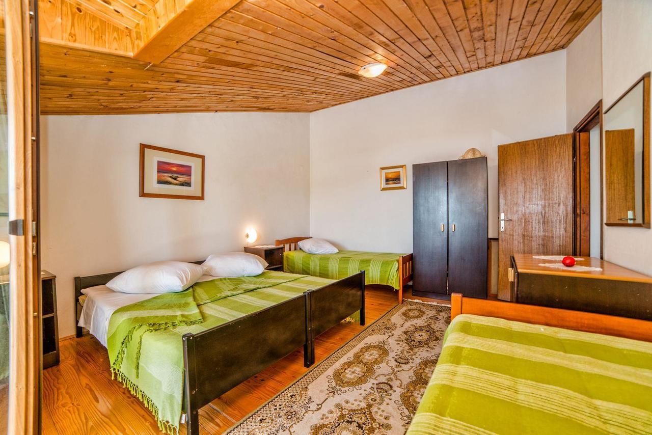 Apartments And Rooms Ana Pomer 217 Ngoại thất bức ảnh